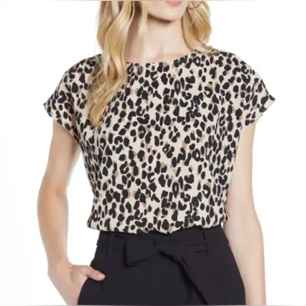Halogen short sleeve leopard print top size Small